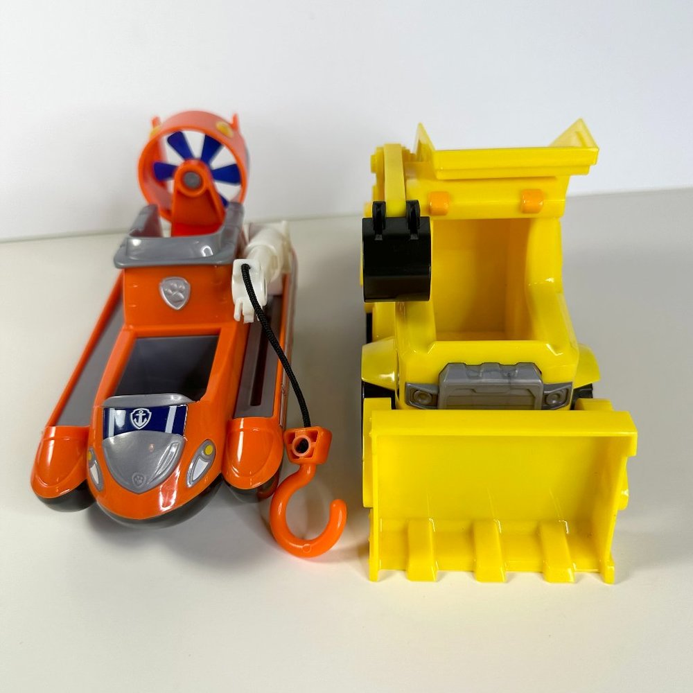 Toys Paw Patrol Hovercraft Type Rescue Unit and Rescue Bulldozer Moveable Scoop